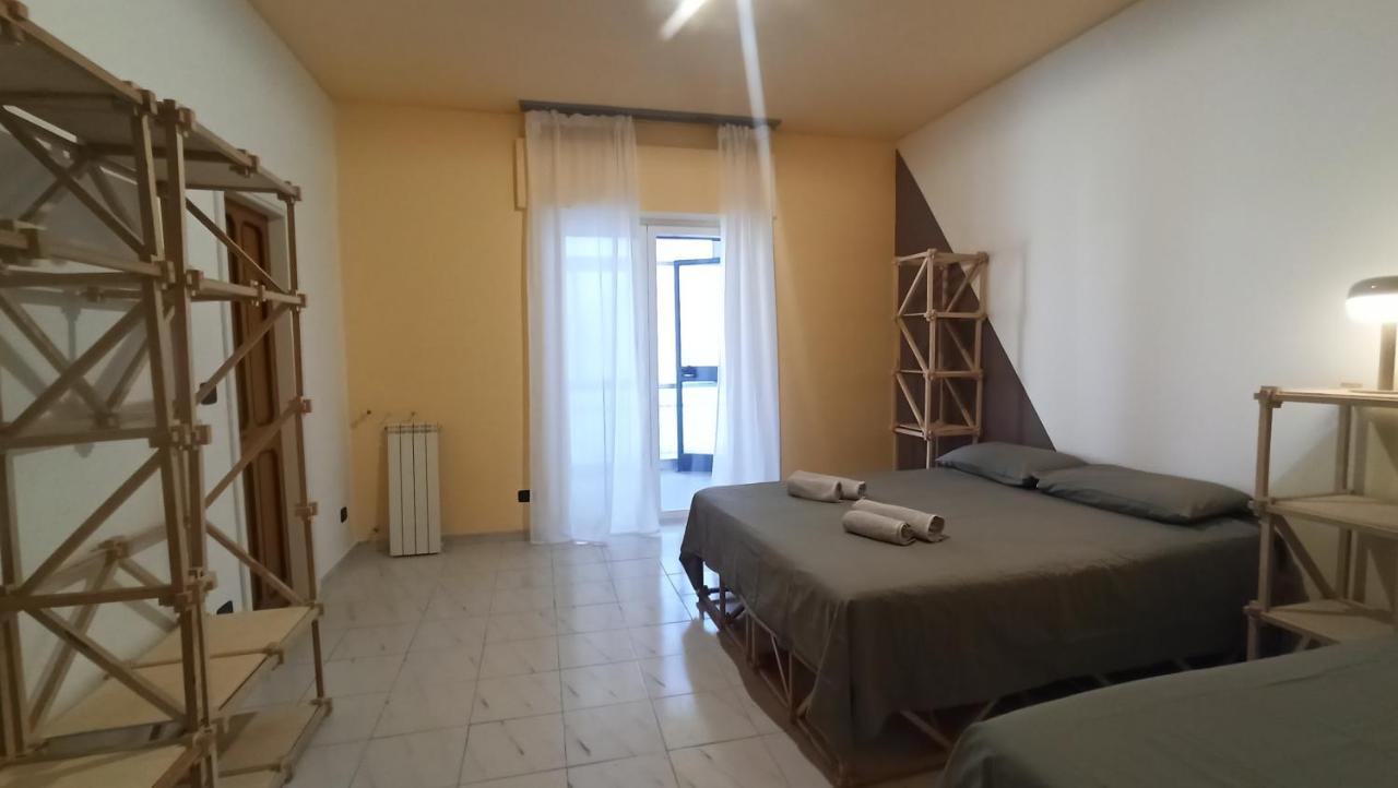 Casa Base Hotel Bari Eksteriør billede
