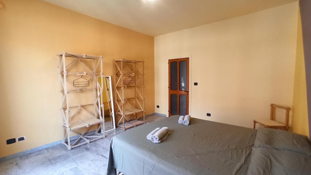 Casa Base Hotel Bari Eksteriør billede