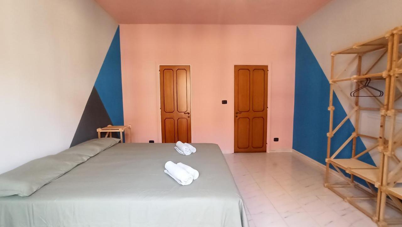 Casa Base Hotel Bari Eksteriør billede