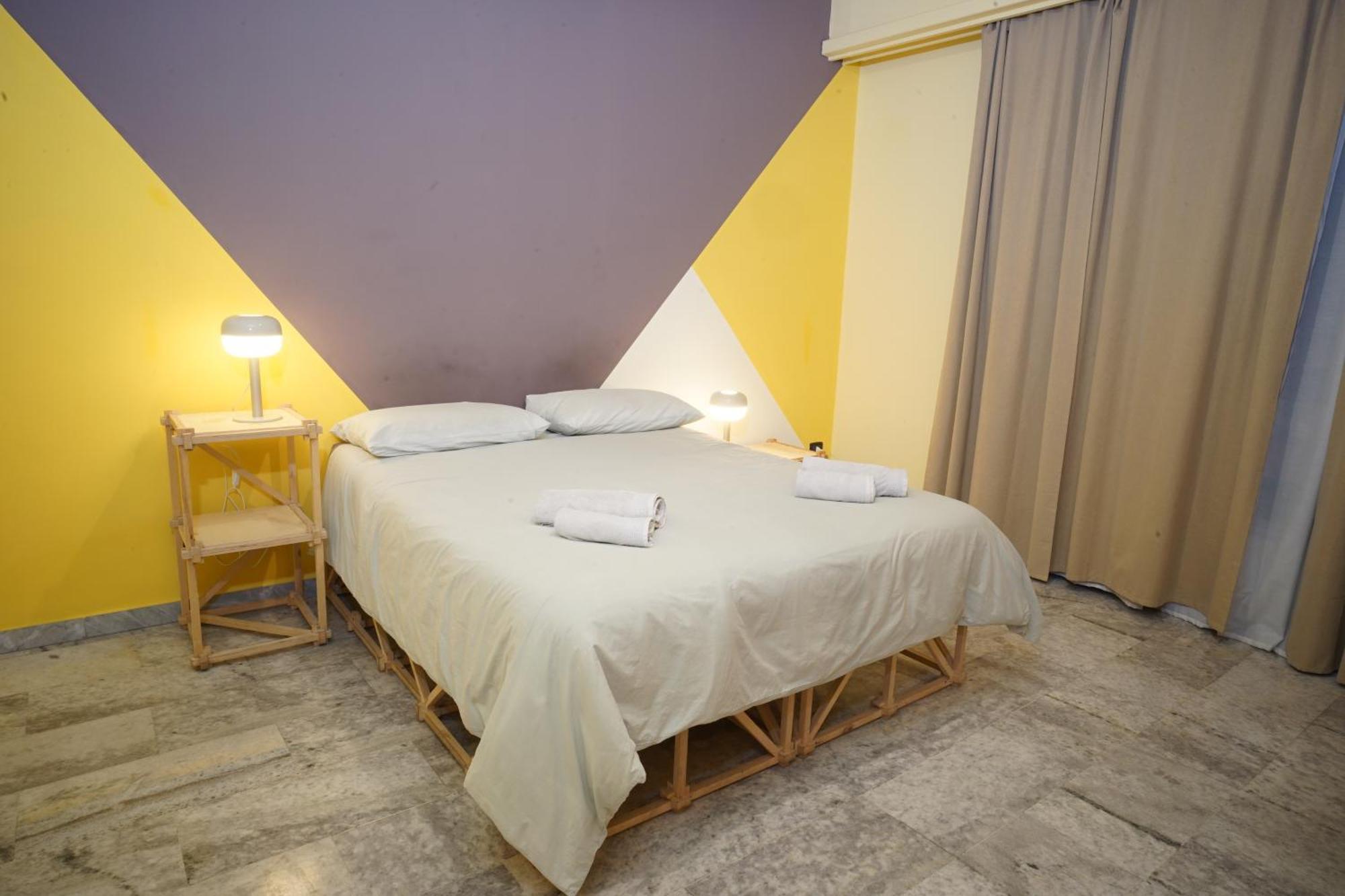 Casa Base Hotel Bari Eksteriør billede