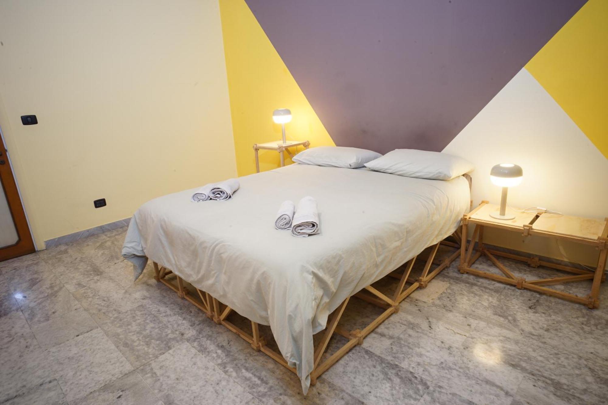 Casa Base Hotel Bari Eksteriør billede