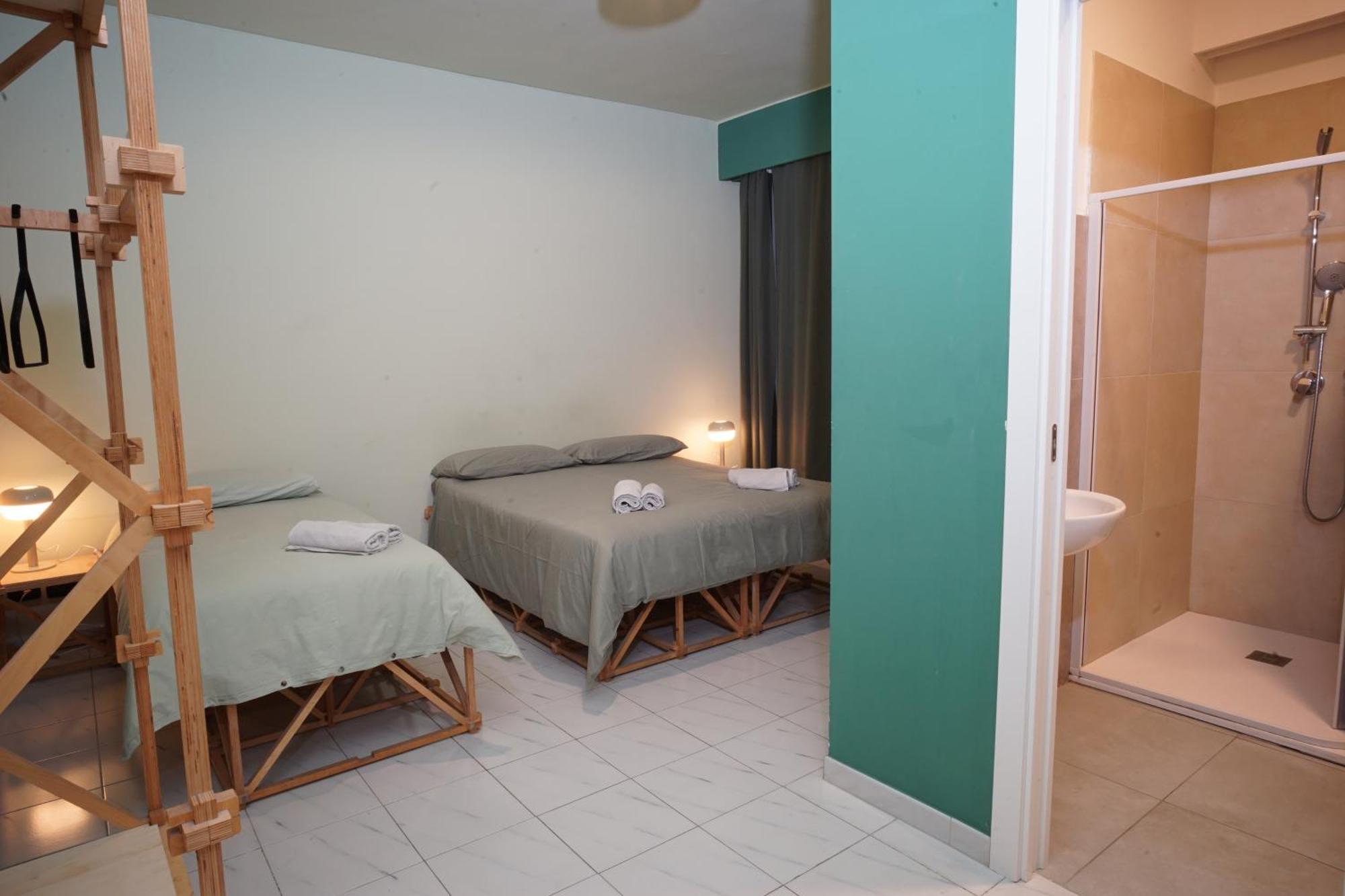 Casa Base Hotel Bari Eksteriør billede